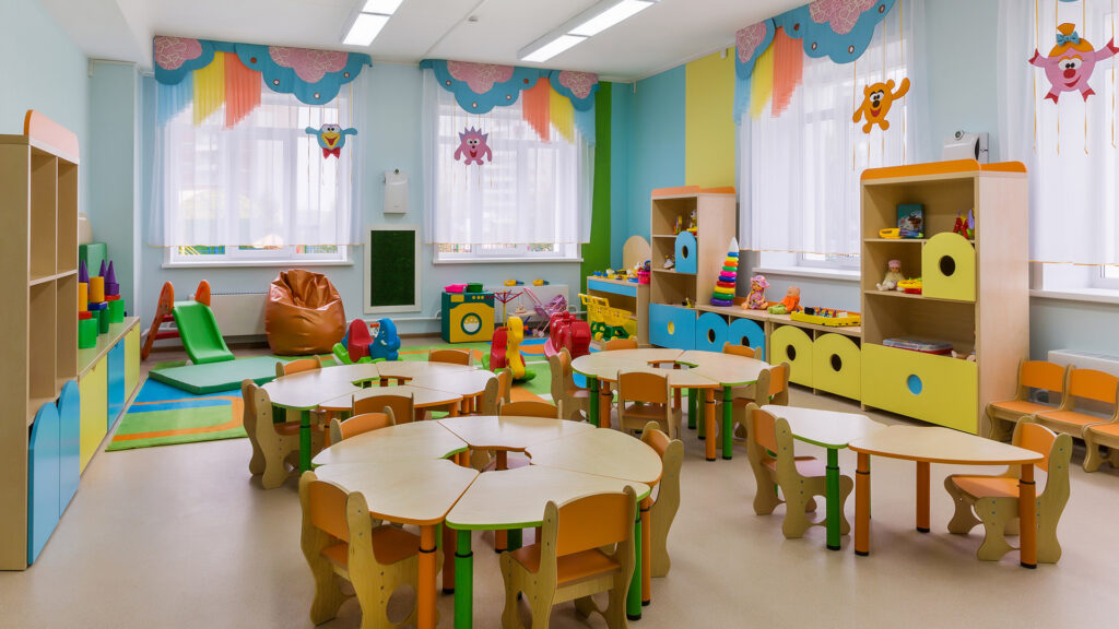 Trouver Crèche Ecole Collège Lycée Suisse Autour de Moi